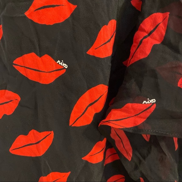 Rixo Rose Lip Print V-Neck Long Sleeve Open Back Ruffle Front Silk Midi Dress L - Picture 6 of 13